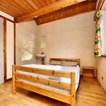 Cozy In Durbuy With Garden Nyaraló *